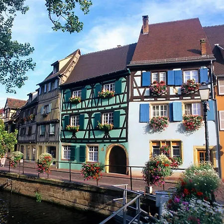 アパート Soon - Surf